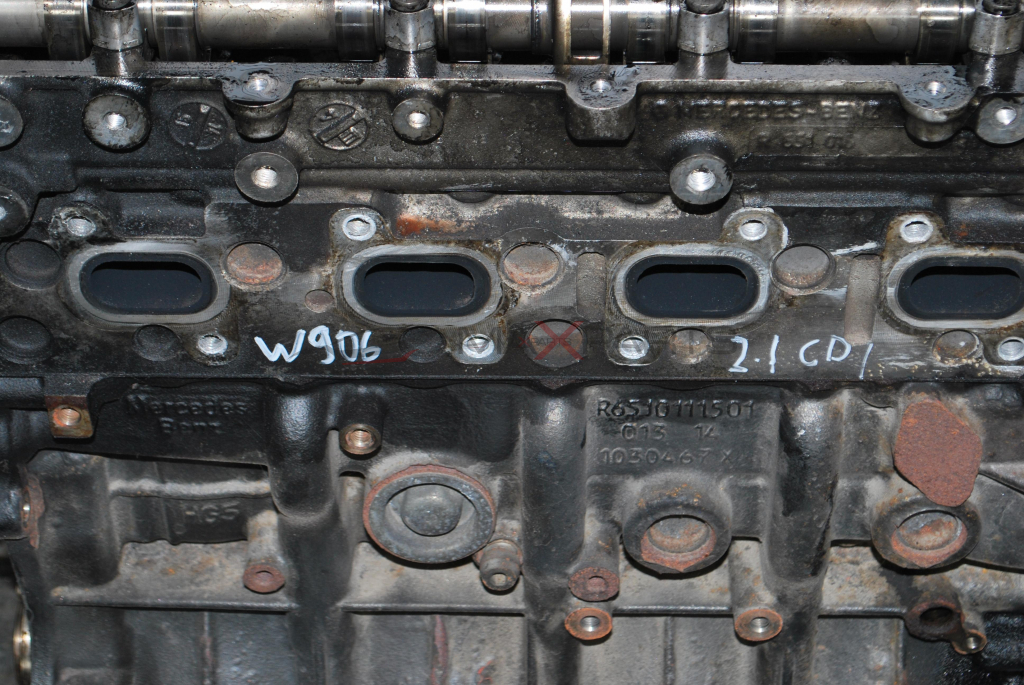 Двигател за MERCEDES-BENZ 2.1 CDI W906