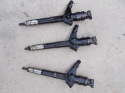 3 броя дюзи за NISSAN NAVARA 2.5 DCI FUEL INJECTOR 16600EB300