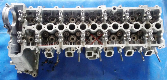 E 53 X 5 3.0 D 218 Hp BMW CYLINDER HEAD
