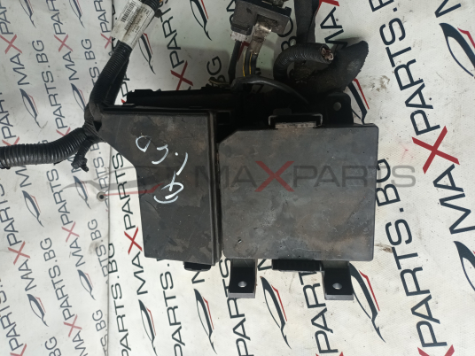 БУШОННО ТАБЛО С КУТИЯ  NISSAN QASHQAI 1.6D