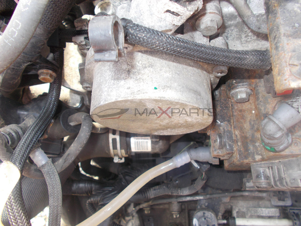 Вакум помпа за RENAULT MASTER 2.3 DCI  8201163444