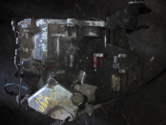 VOLVO V40 1.9 DCI MANUAL GEARBOX 1023765