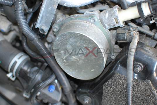 Вакуум помпа за Nissan Navara 2.3DCI 6508418R