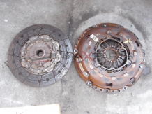 Феродов и притискателен диск за OPEL VECTRA C 1.9 CDTI Friction disk & presure plate 55353062