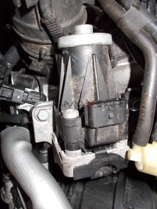 EGR клапан за NISSAN QASHQAI 1.5 DCI 110HP H8200129863  147105308R  EGR VALVE  8200129863  7.03435.03.0
