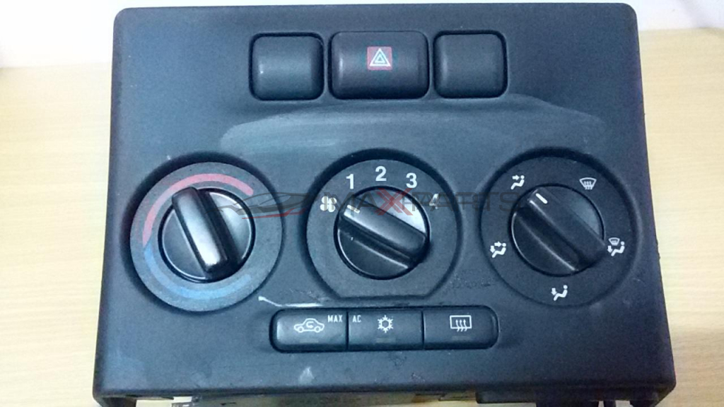 ZAFIRA A 2003 Heater Climate Controls