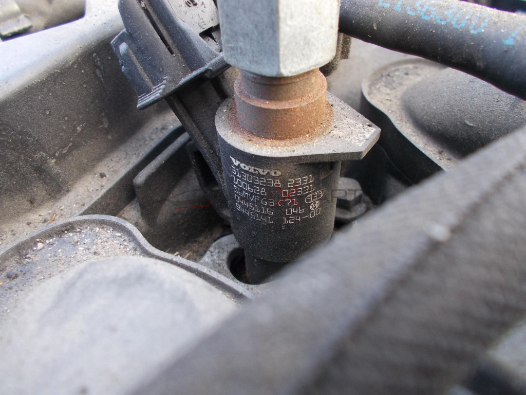 5 дюзи за Volvo C70 2.0 D3 FUEL INJECTORS 31303238 0445116046