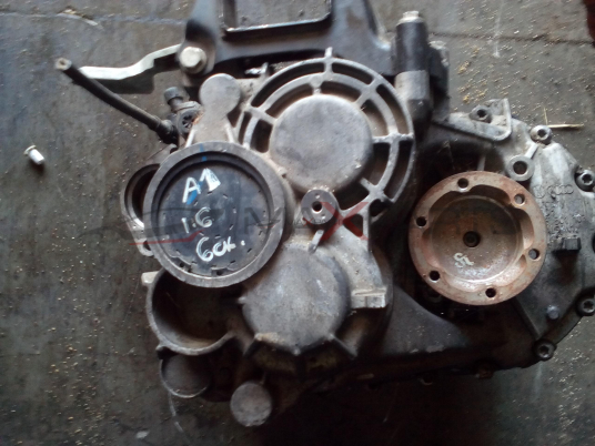 Скоростна кутия за   AUDI A1 1.6 TDI MANUAL GEARBOX  HKL16032P02  1419550975