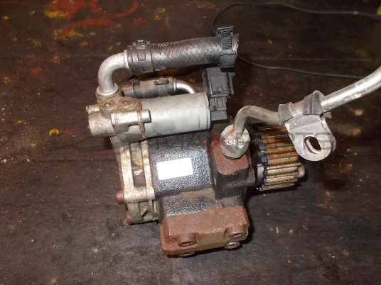 ГНП за SKODA OCTAVIA 1.6 TDI Fuel pump 03L130755E