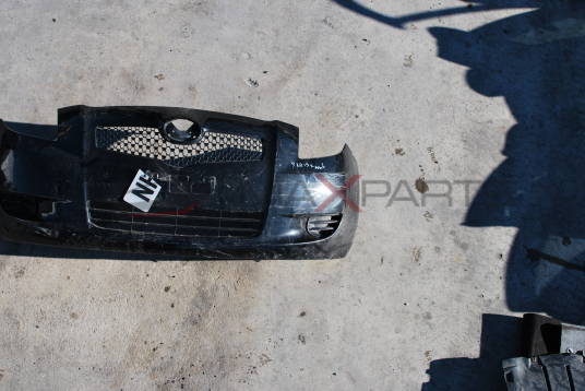 Предна броня за Toyota Yaris