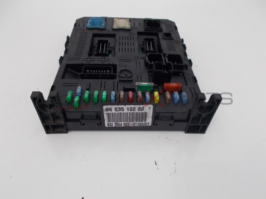 BSI модул за CITROEN C4 BSI FUSE BOX MODULE 9663510280