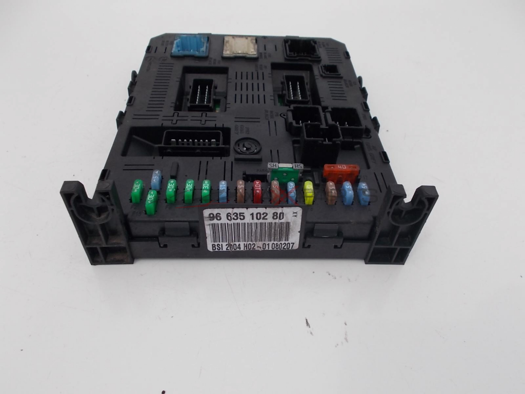 BSI модул за CITROEN C4 BSI FUSE BOX MODULE 9663510280