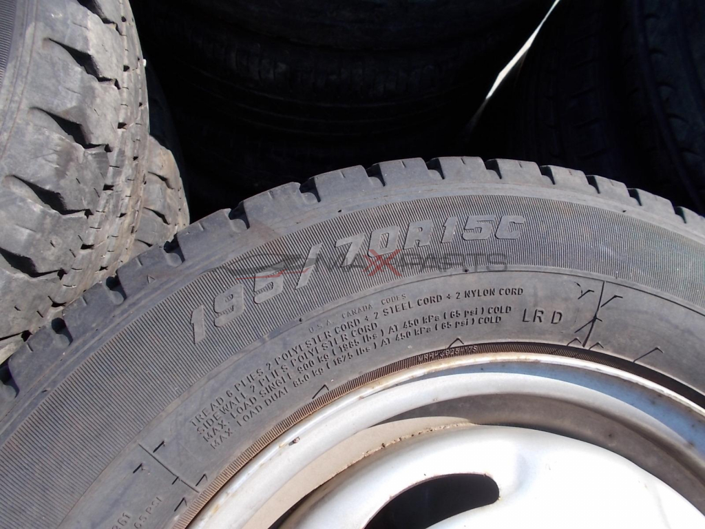 4бр. гуми Goodyear Cargo G26 195/70R15C DOT 4015