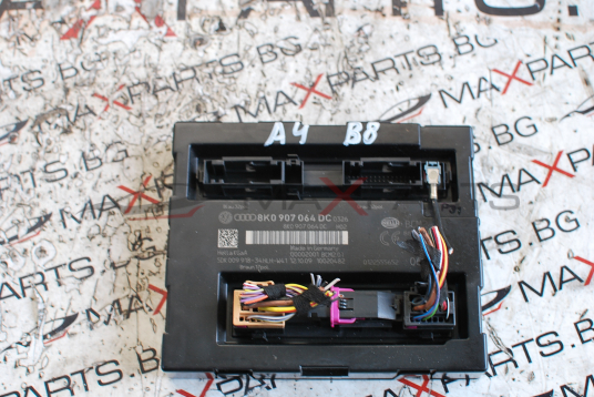 Управляващ модул за Audi A4 B8 8K0 907 064 DC