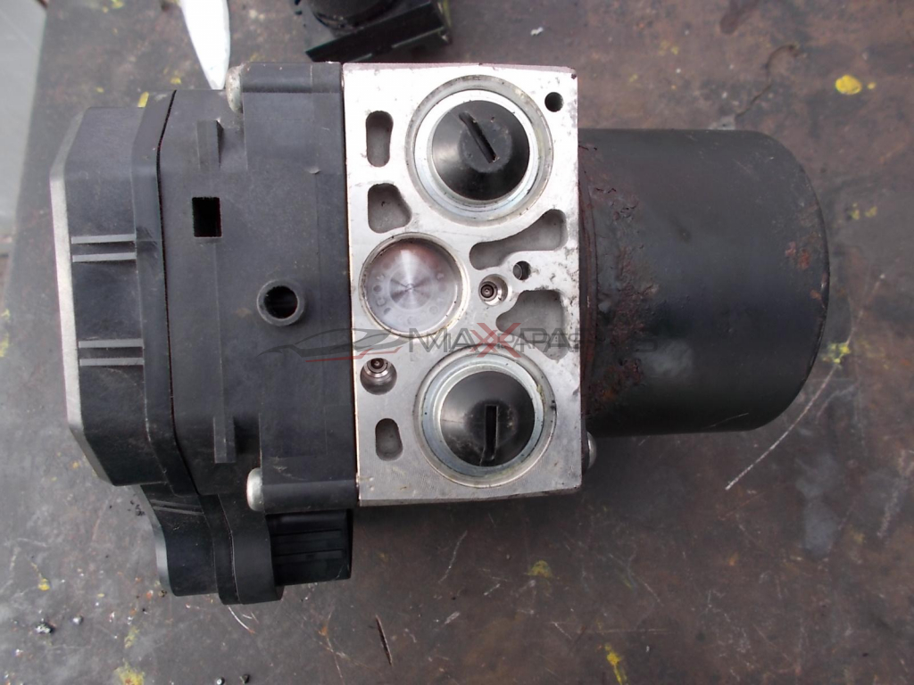 ABS модул за LEXUS IS220 ABS PUMP  44540-53240  89541-53110