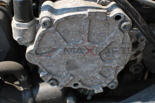 Вакуум помпа за Volkswagen Golf 6 2.0TDI 03L145100