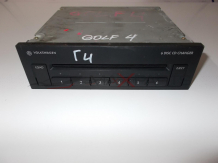 GOLF 4 - 6 DISC CD CHANGER   3B7035110