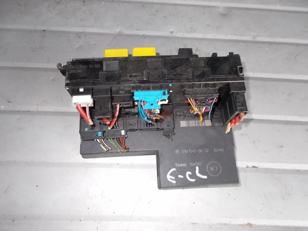 SAM MODULE MERCEDES E-CLASS Fuse box  0195455632  019 545 56 32