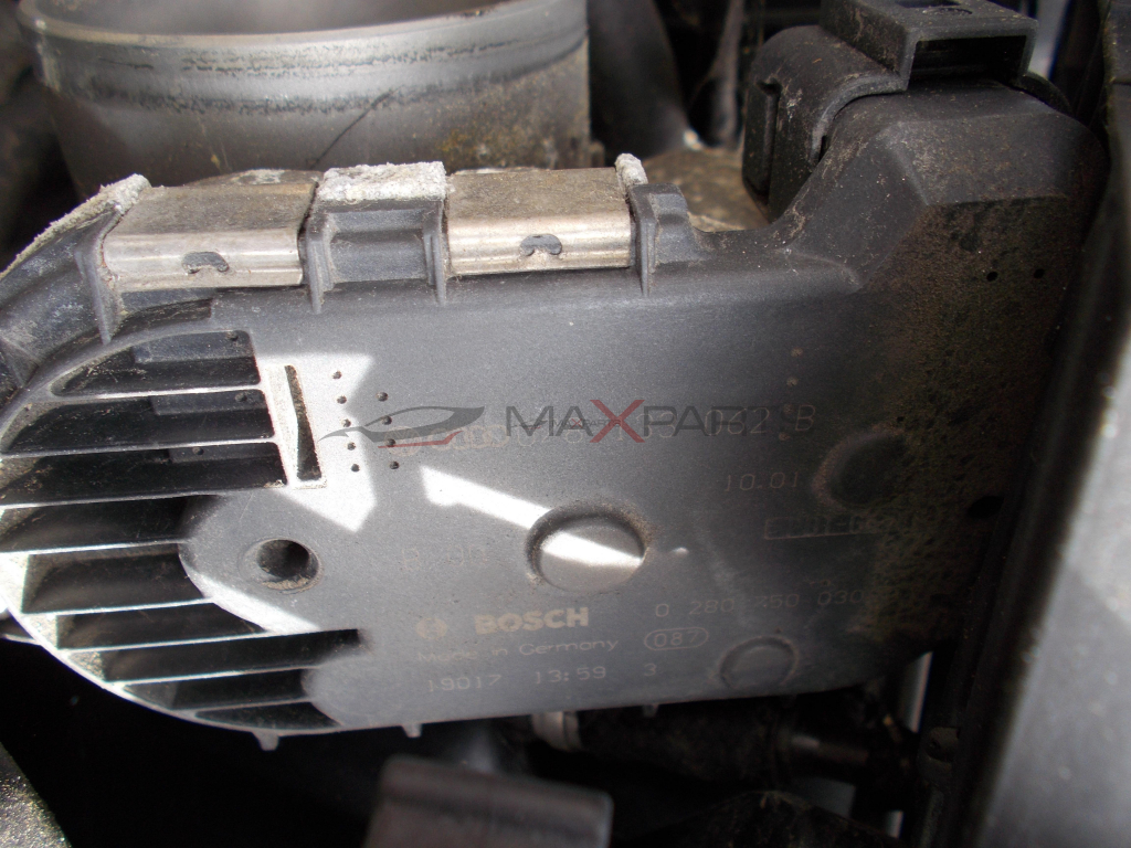 Дроселова клапа за Audi A4 B7 3.0i THROTTLE BODY 078133062B 0280750030