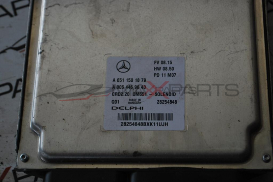 Компютър за Mercedes-Benz Vito W639 2.2CDI A6511501879 A0054469640