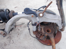 Ляв носач за PEUGEOT 407