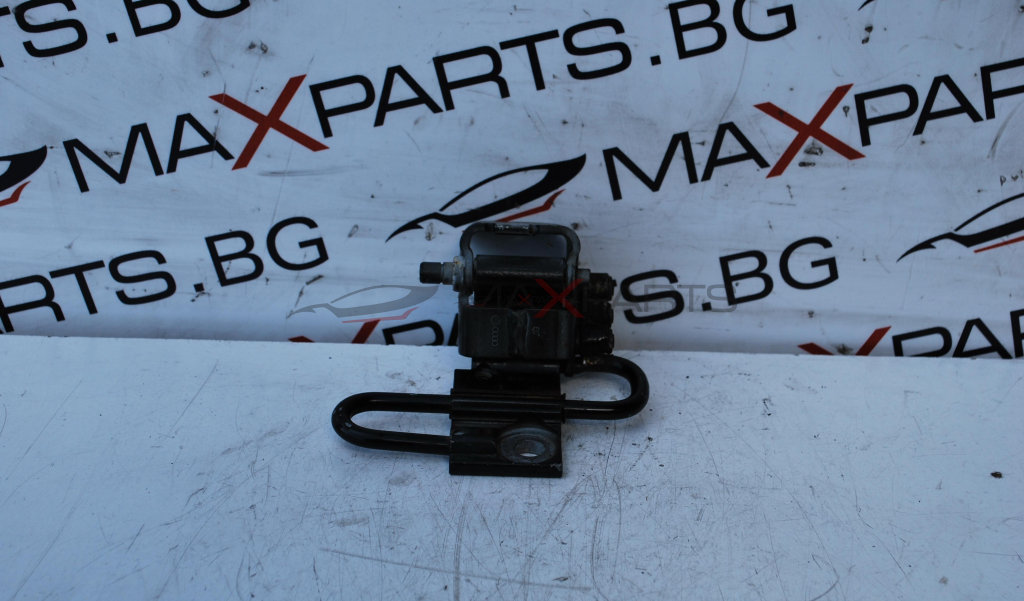 Панта врата AUDI A8 4.2TDI