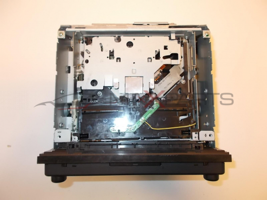 AVENSIS   VOICE NAVIGATION SYSTEM RADIO CD MP3 08662-00910