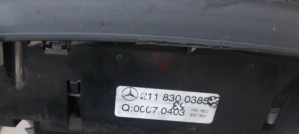 Клима управление за Mercedes Benz E-Class W211 Climate Control 2118300385