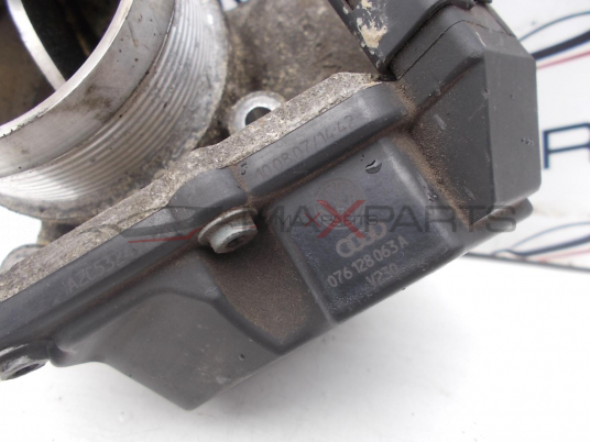 Дросел клапа за VOLKSWAGEN CRAFTER 2.5TDI  076 128 063 A
