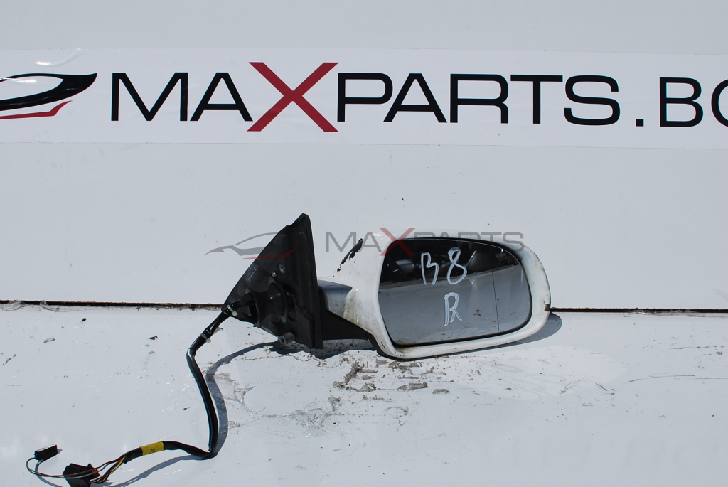 Дясно огледало за Audi A4 B8