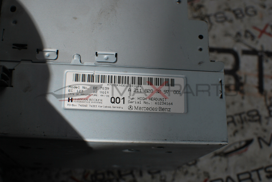 CD радио за Mercedes-Benz E-Class A 211 820 32 97 001