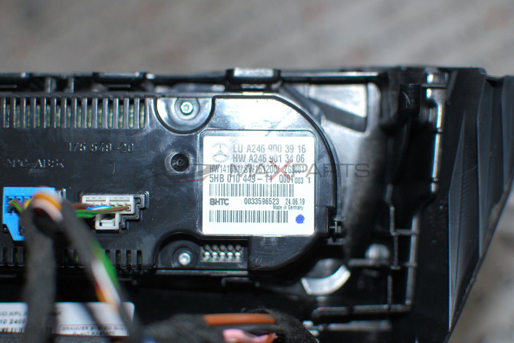Клима управление за Mercedes-Benz GLA A2469003916 A2469013406