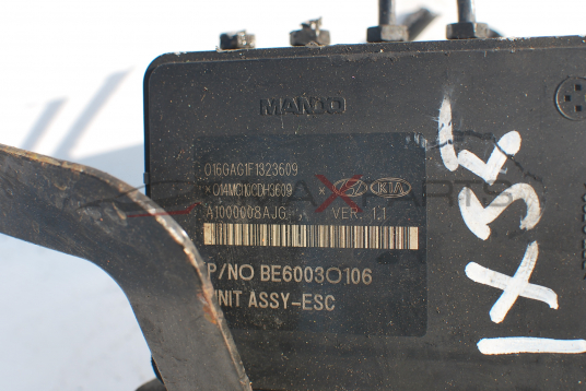 ABS модул за Hyundai IX 35 A1000008AJG