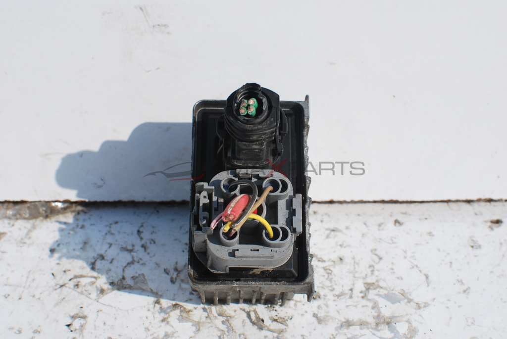 Реле подгрев за Opel Antara 55574293