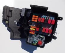 Бушонно табло за CITROEN JUMPER 2.2 HDI Fuse box 1374608080