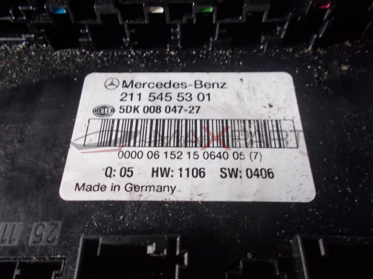 2008 MERCEDES BENZ E350 W211 Driver Rear Fuse Block 2115455301