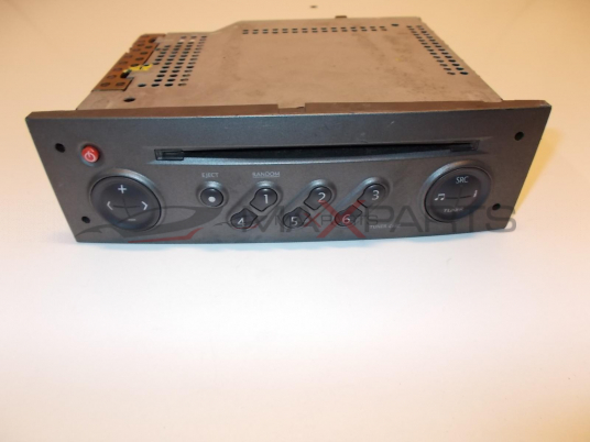 SCENIC II  Tuner List Radio/CD Player 8200300859