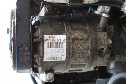 Клима компресор за Renault Master 2.3DCI 8200848916B