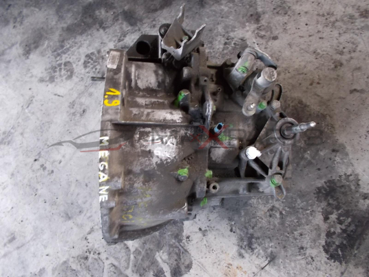 Скоростна кутия за RENAULT MEGANE SCENIC 1.9 DCI 120HP 6 speed MANUAL GEARBOX 8200361232