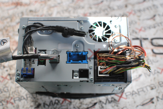 CD радио за Mercedes-Benz E-Class A 211 820 32 97 001