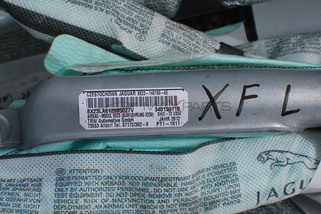 Лява и дясна завеса за Jaguar XF  8X23-14K160-AE/8X23-14K159-AE