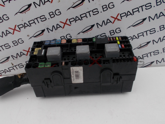 Бушонно табло за Land Rover Freelander 2.2D Fuse box BK2T14401DLB BK2T-14A175-CA