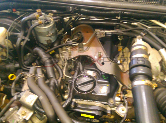 NISSAN NAVARA 2.5 DCI ENGINE