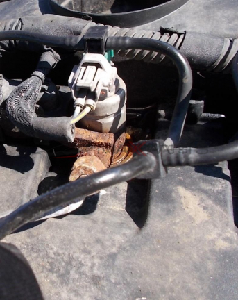 Дюза за FORD TRANSIT 2.4TDCI FUEL INJECTOR 6C1Q-9K546-AC