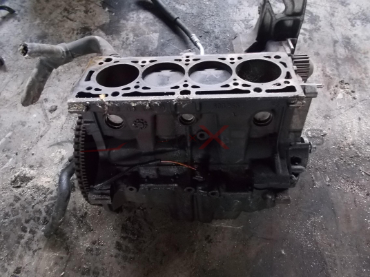 Двигателен блок за RENAULT MEGANE 1.4 16V K4J750 ENGINE
