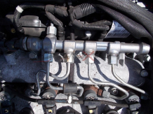 Горивна рейка за OPEL ASTRA J 2.0 CDTI Fuel Rail  0445214221  55576177