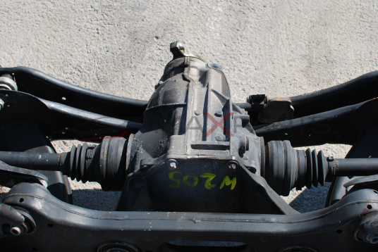 Заден мост за Mercedes-Benz W205 2.2CDI