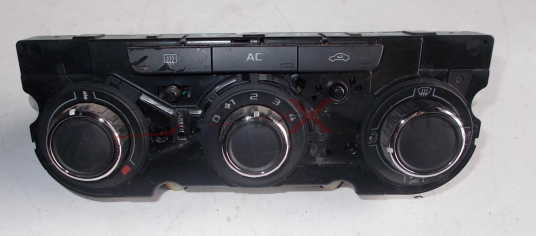 OCTAVIA 2012 3T0820047AB   K0105HB  009752-50