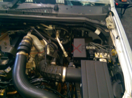 NISSAN NAVARA 2.5 DCI ENGINE