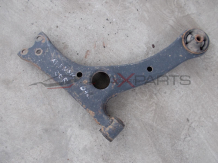 Десен носач за TOYOTA AVENSIS